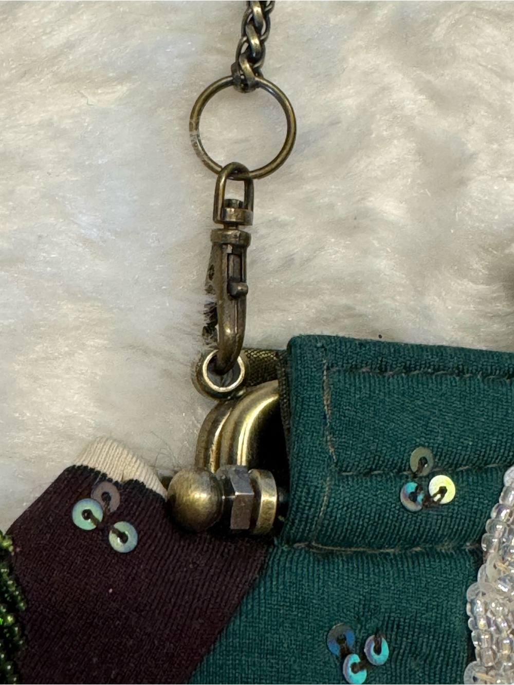 Iconic Vintage Mary Frances Beaded Wristlet - Picture 9 of 10